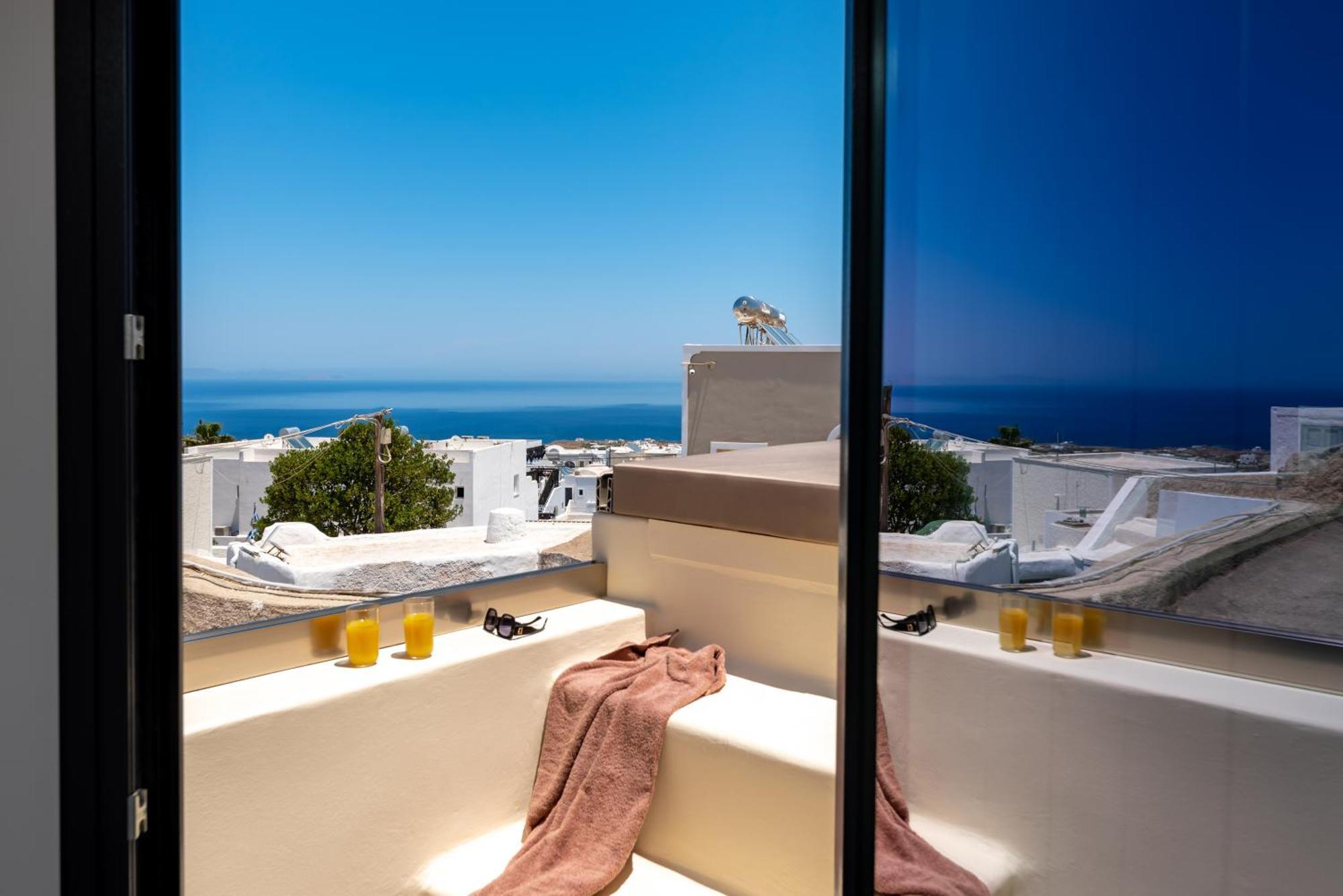 Deep Cave Suites Kontochori Fira  Exterior photo